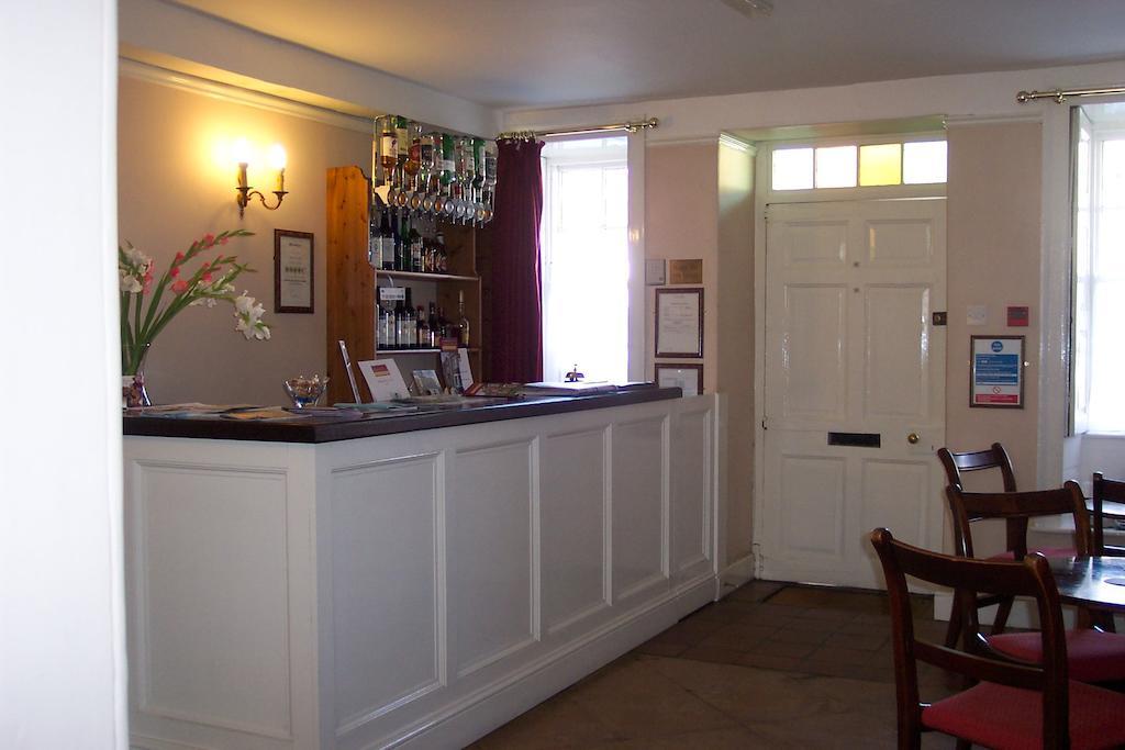 Rounceval House Hotel Chipping Sodbury Exterior photo