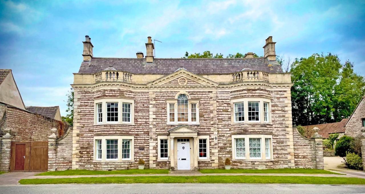 Rounceval House Hotel Chipping Sodbury Exterior photo